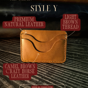 Handmade all-natural leather wallet in camel Crazy Horse leather (1.8mm), hand-stitched with light brown thread. Sized 7.5cm x 10.5cm with 3 pockets, designed to carry cash and cards effortlessly.
