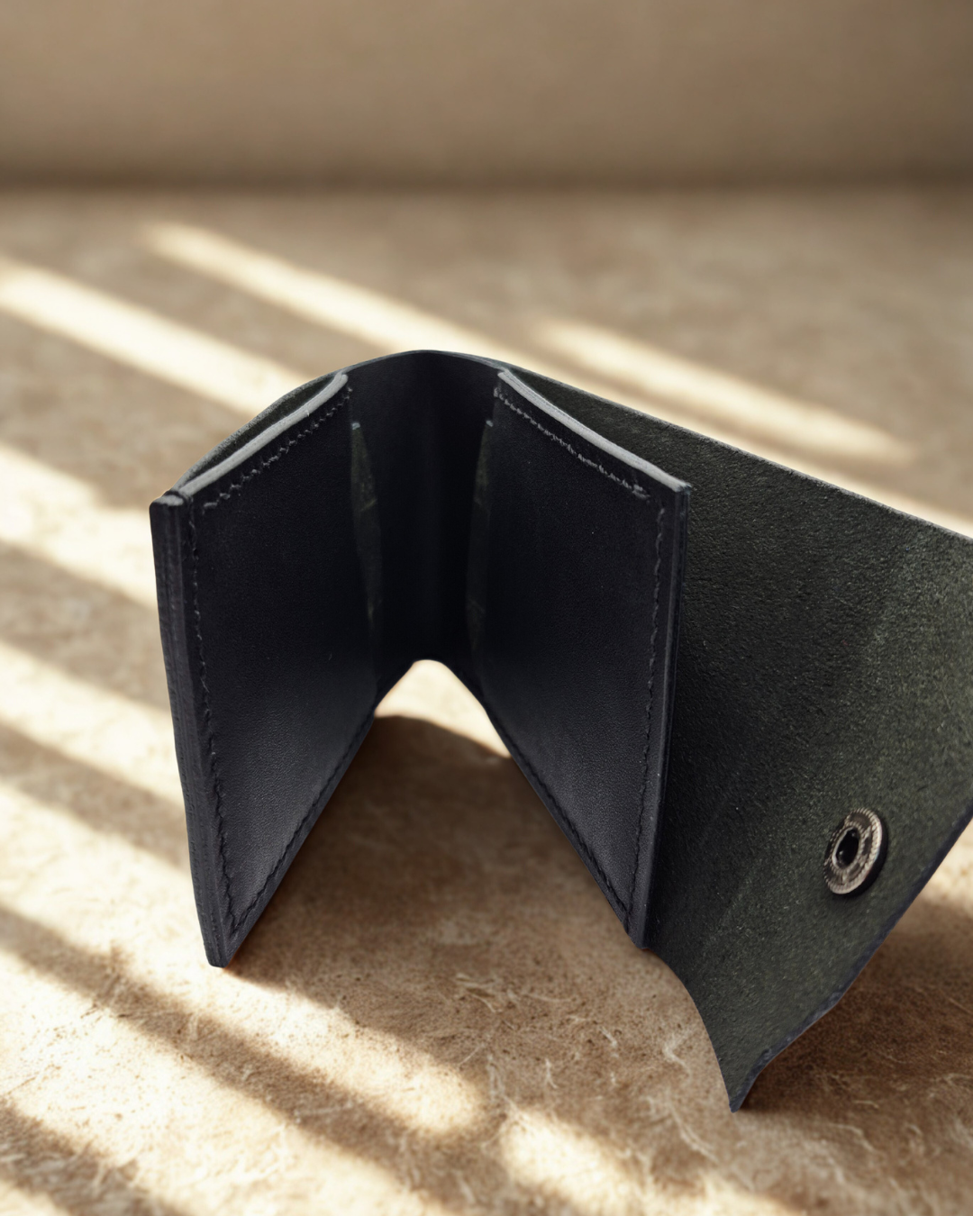 Bifold 2.0 Dark