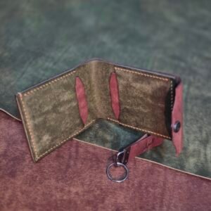 Handmade Italian pueblo leather bifold wallet with snap closure